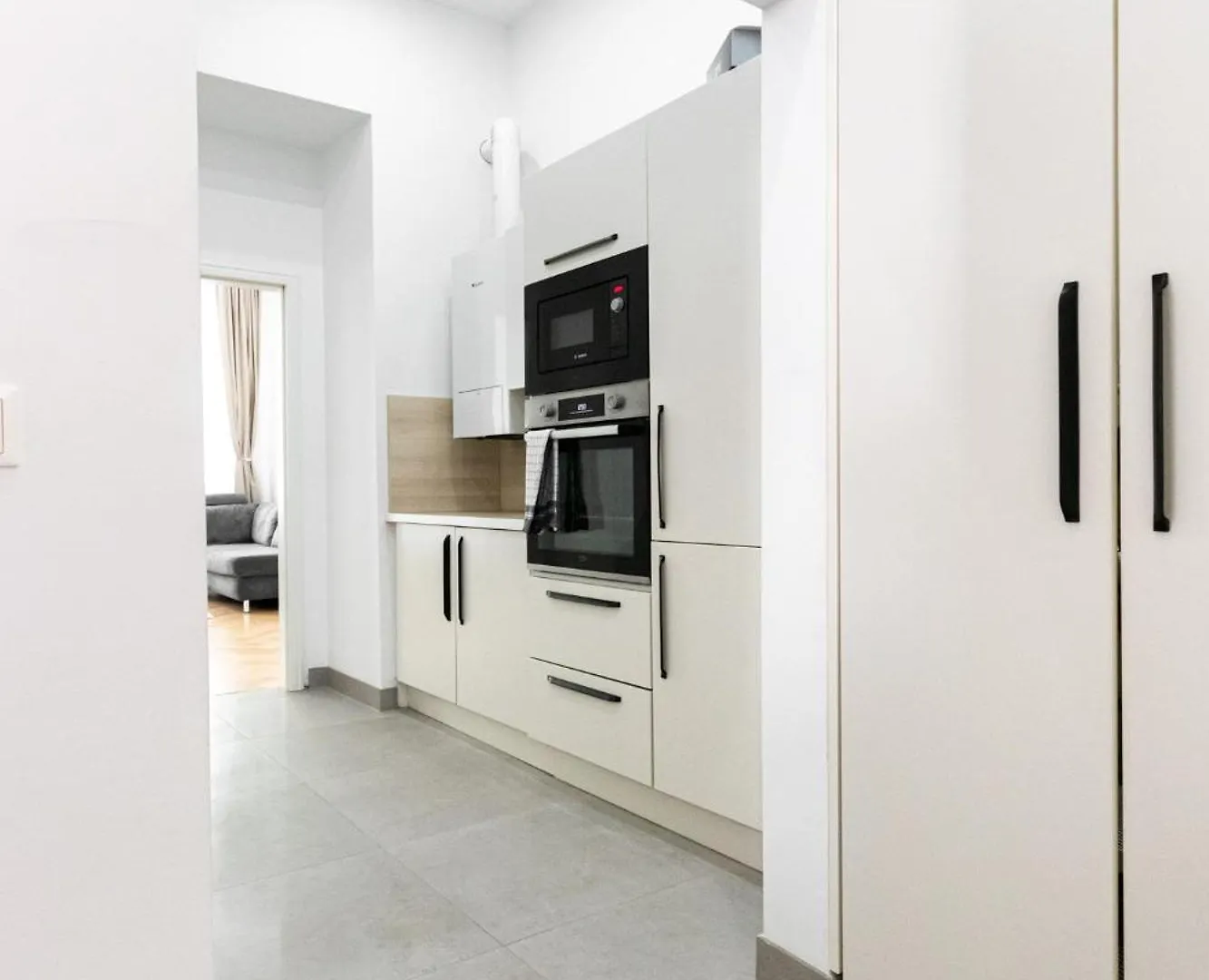Stilvolle 2 Zimmer Apartment Im Wiener Altbaustil Nahe Donaukanal 0*, Wien